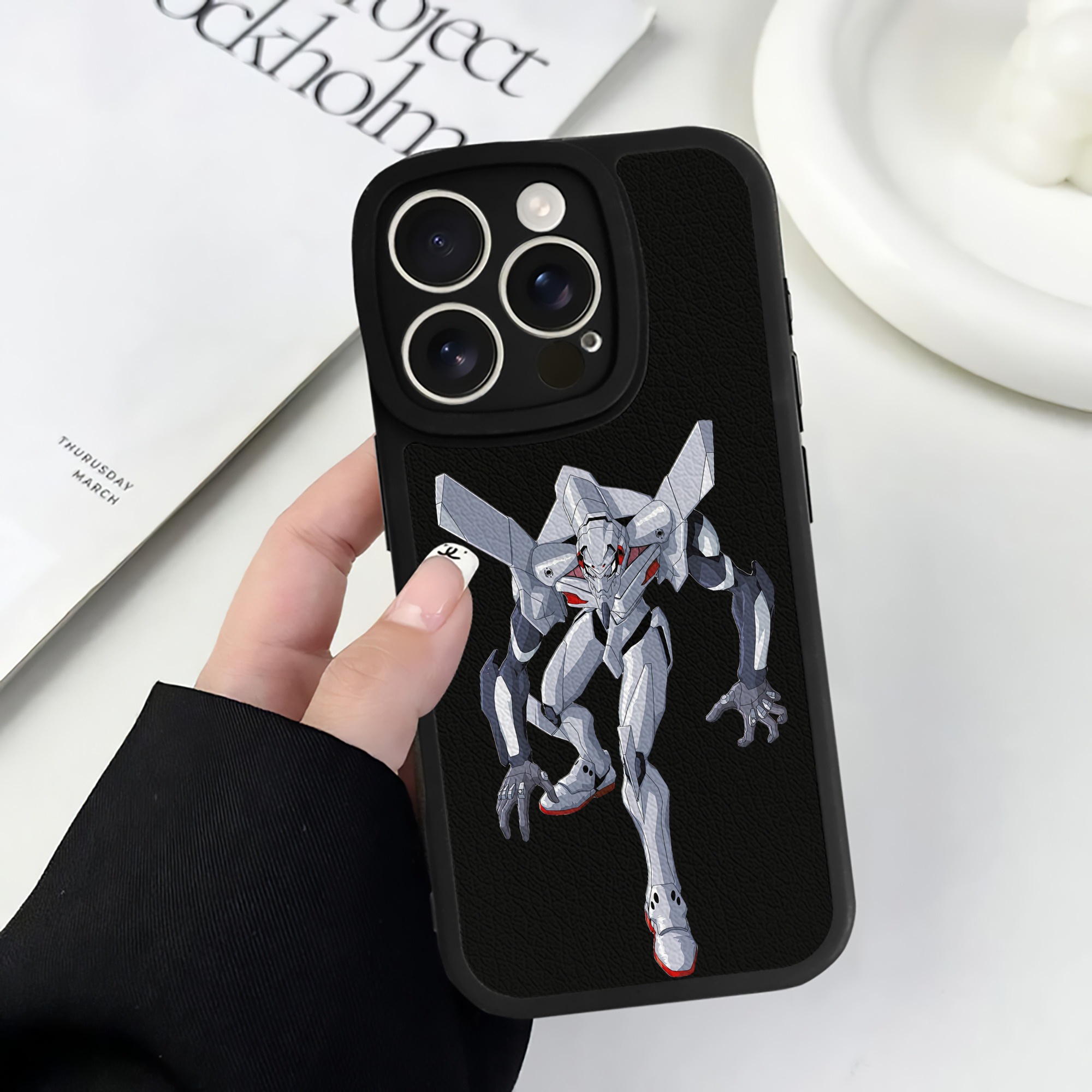 （画像用） EVA 新世紀エヴァンゲリオン 【iPhone 16シリーズ対応】シリコンスマホケース（レザー調） 材質：シリコン
